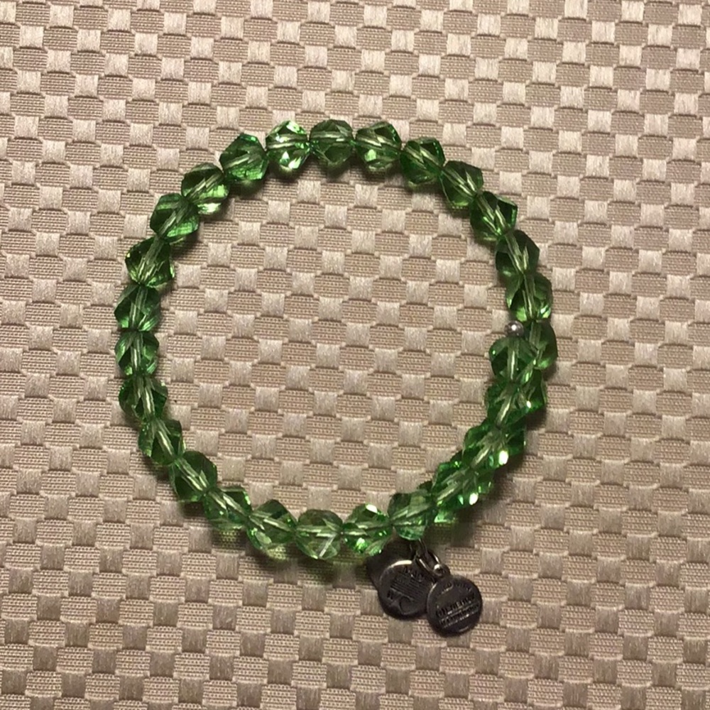 NWOT Alex Ani Green Crystal Wrap